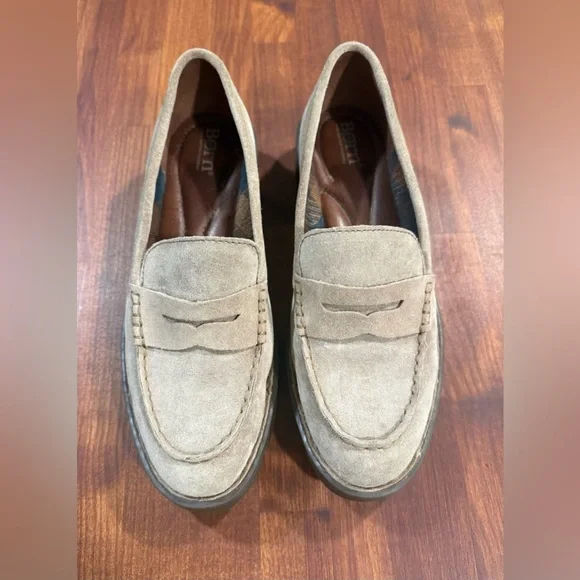 Born Women’s Light Brown Suede Loafers - Picture 1 of 6